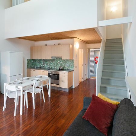 Apartmán White And Brown Exclusive Loft With Terrace - Free Parking - M2 Station Milán Exteriér fotografie