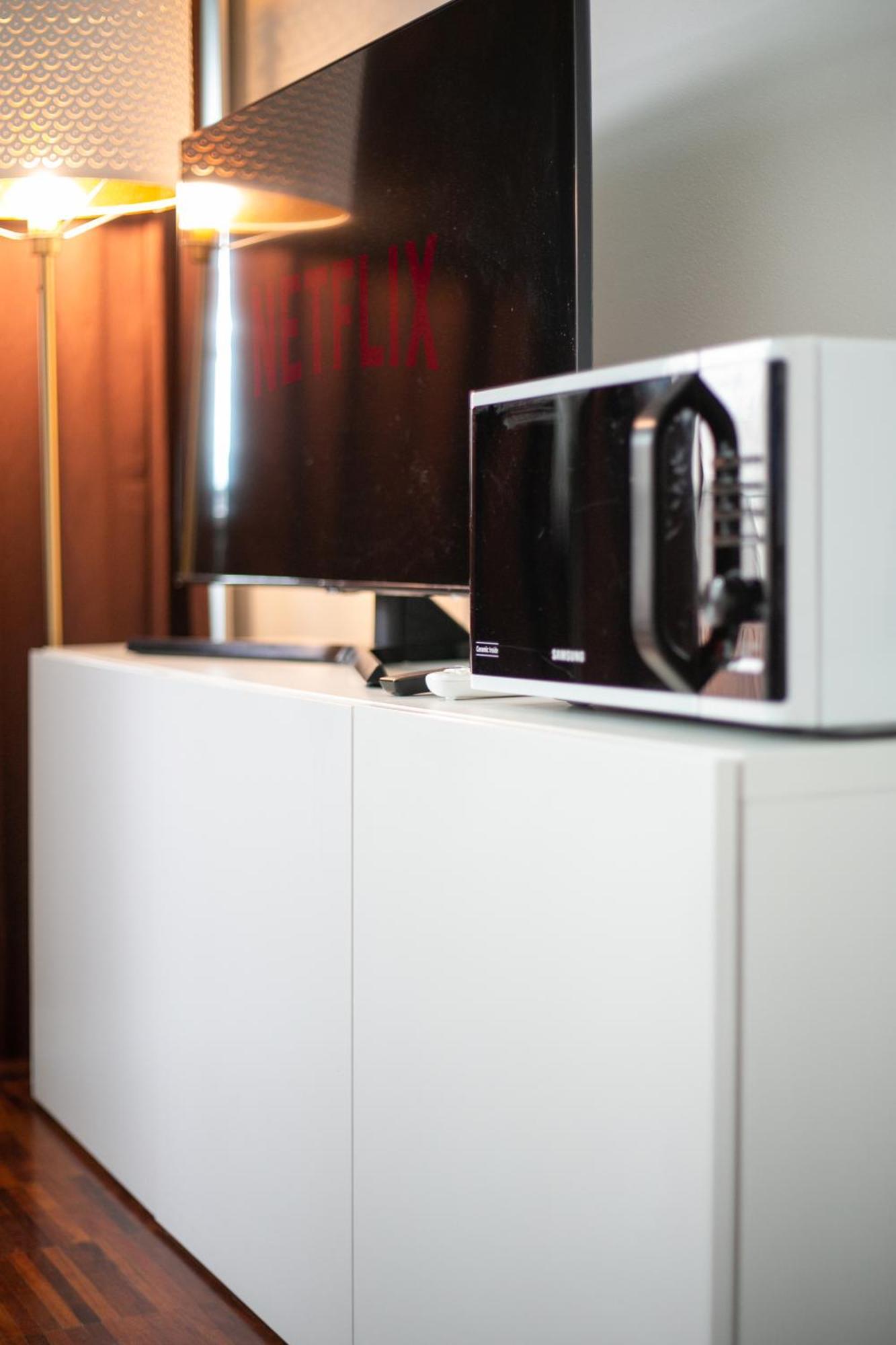 Apartmán White And Brown Exclusive Loft With Terrace - Free Parking - M2 Station Milán Exteriér fotografie